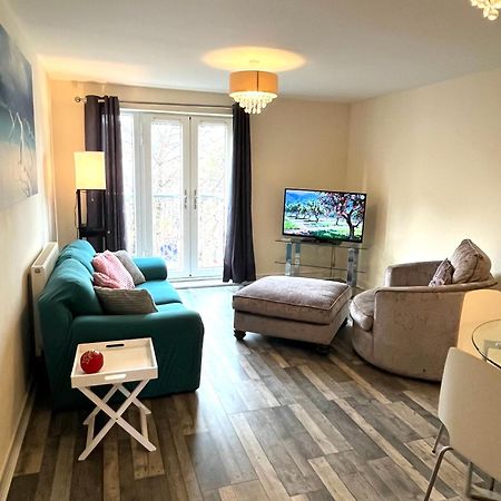 Spacious Two Bedrooms Apartment For Business And Holiday بورتسماوث المظهر الخارجي الصورة