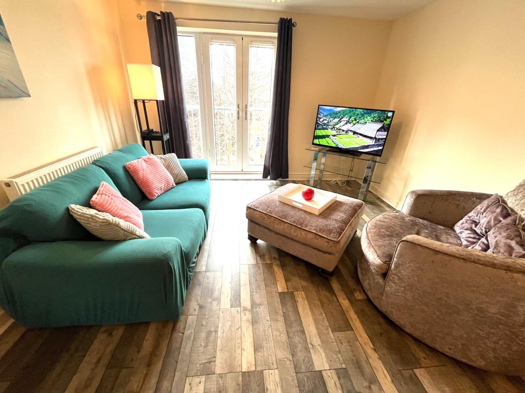 Spacious Two Bedrooms Apartment For Business And Holiday بورتسماوث المظهر الخارجي الصورة